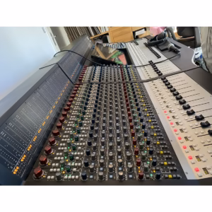 AMS Neve Genesys Black 32